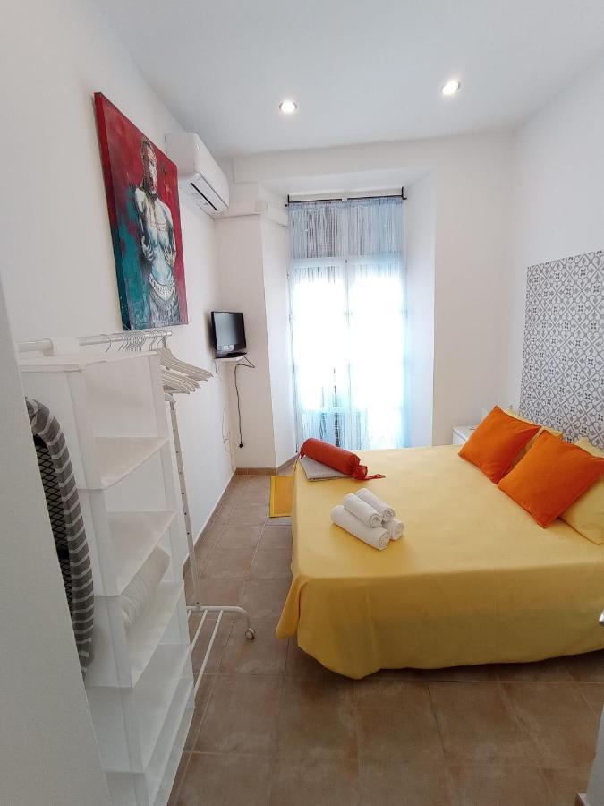 Apartamento Aza Malaga Exterior photo