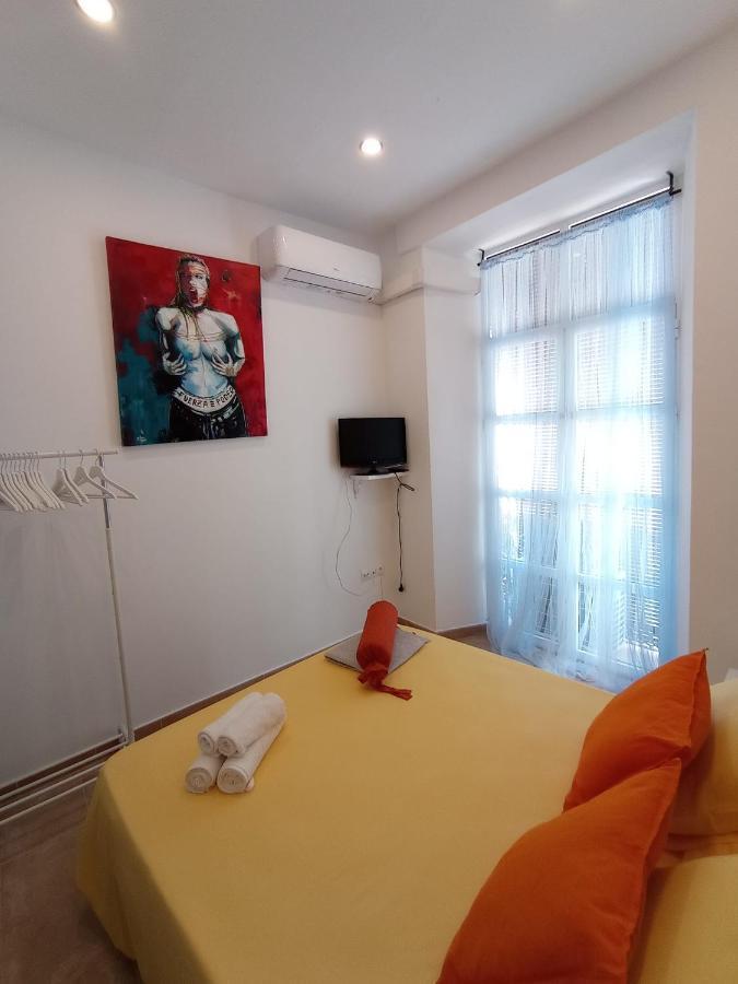 Apartamento Aza Malaga Exterior photo